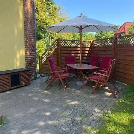 Ferienhaus Am Waldesrand Gelbensande